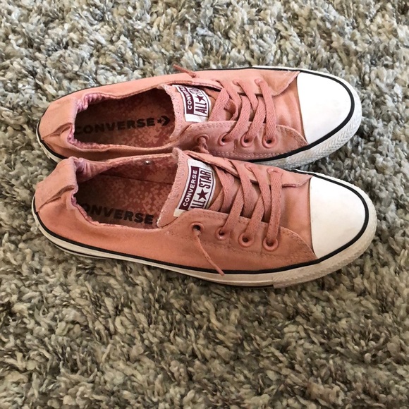 dusty rose converse